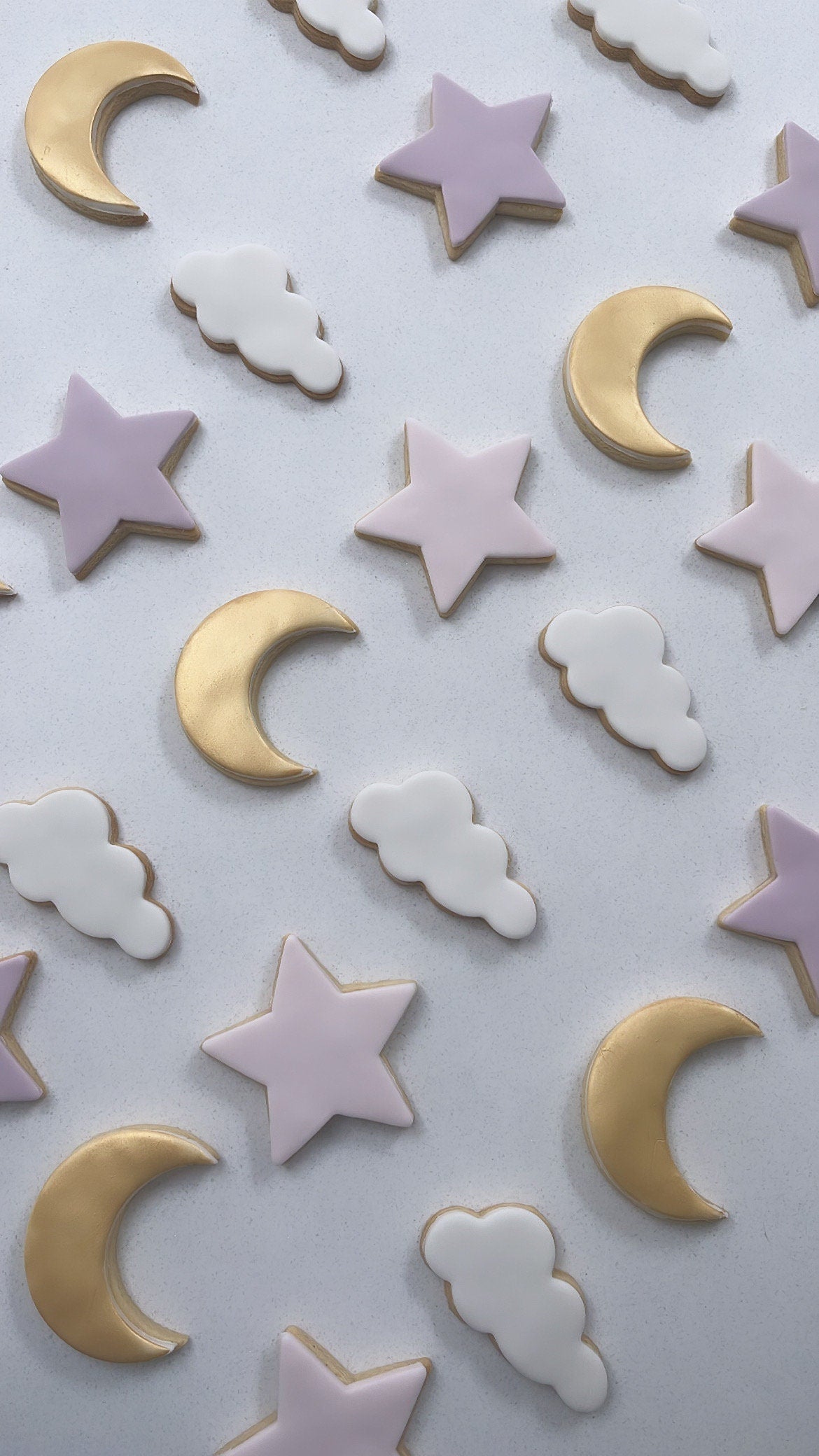 Moon | Stars | Clouds | Baby shower biscuits | Birthday Cookies | Pastel | Metallic |