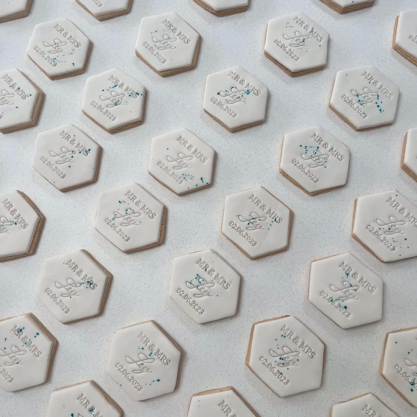 Personalised Wedding Cookies | Biscuits | Favours | MR & MRS