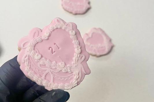 Heart Cake Cookie | Lambeth style biscuit | Lambeth cake | Baby Shower | Birthday | Favour
