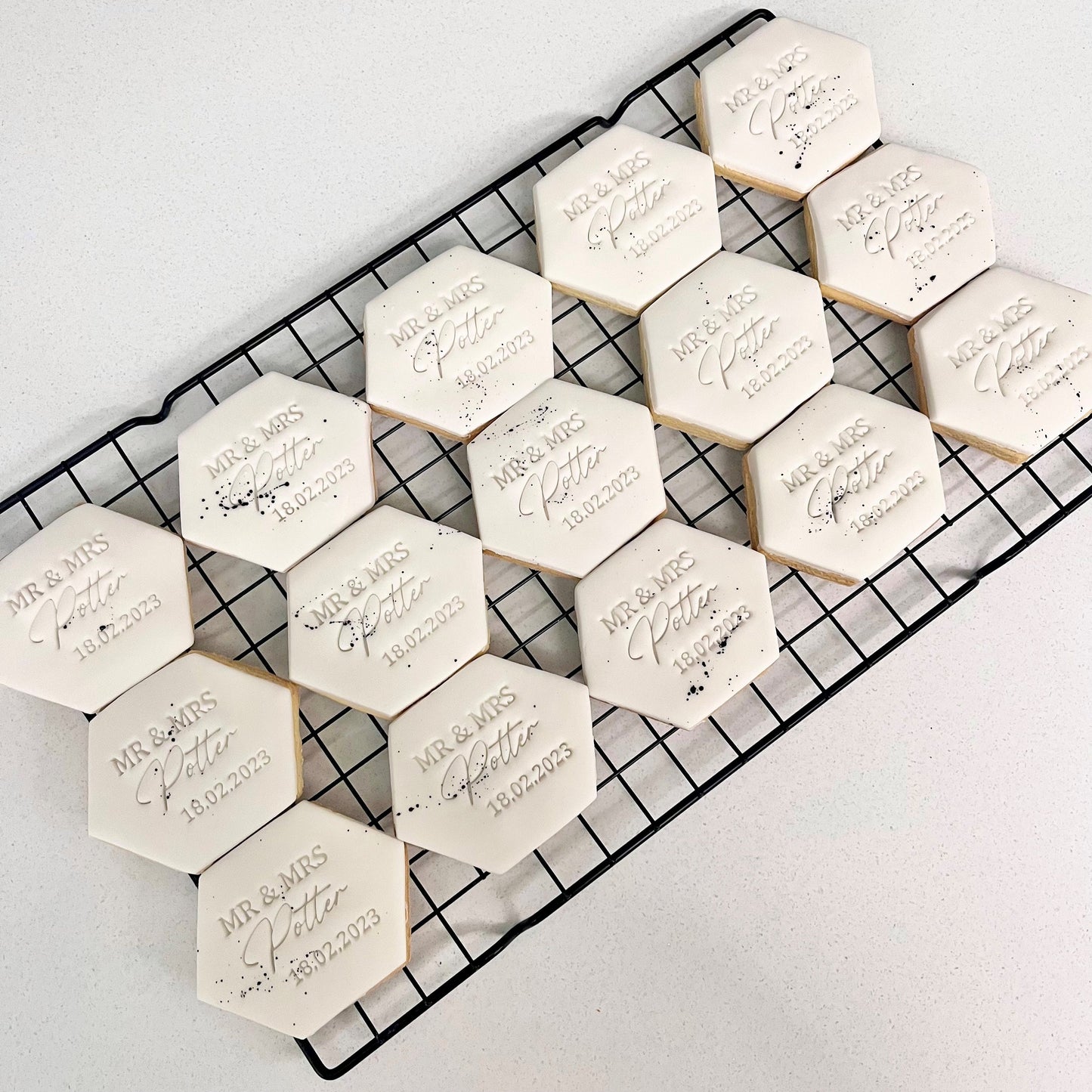 Personalised Wedding Cookies | Biscuits | Favours | MR & MRS